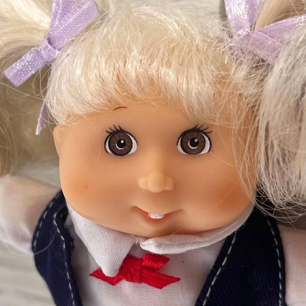Cabbage Patch Kids measurement shown